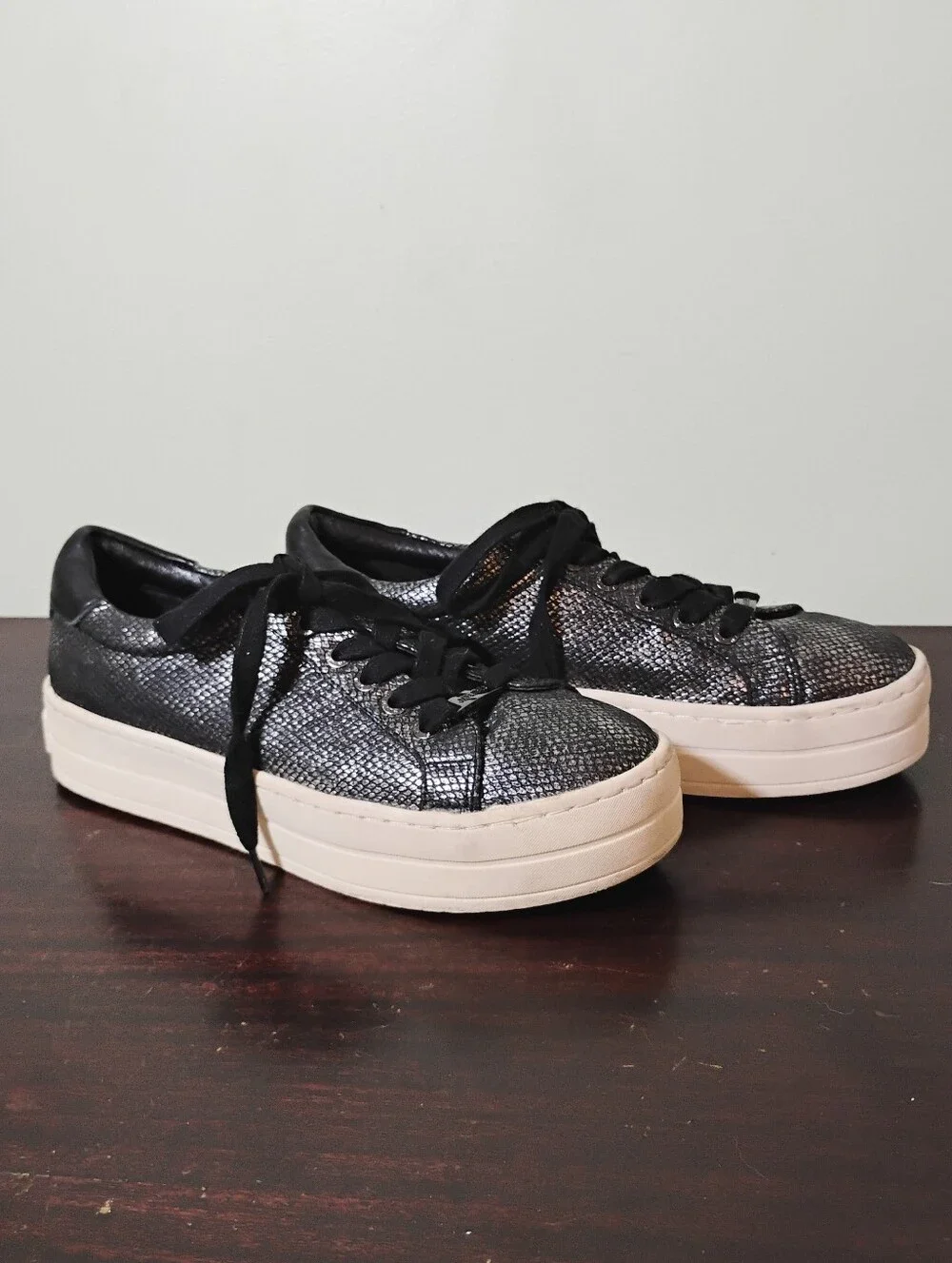 J/SLIDES NYC Metallic Snakeskin Platform Sneakers - Size 7.5